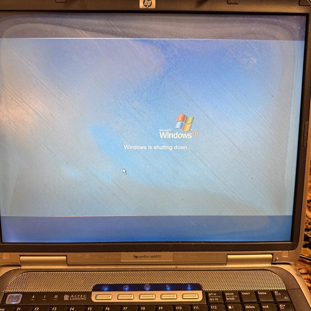 Laptop HP Pavilion ze4400